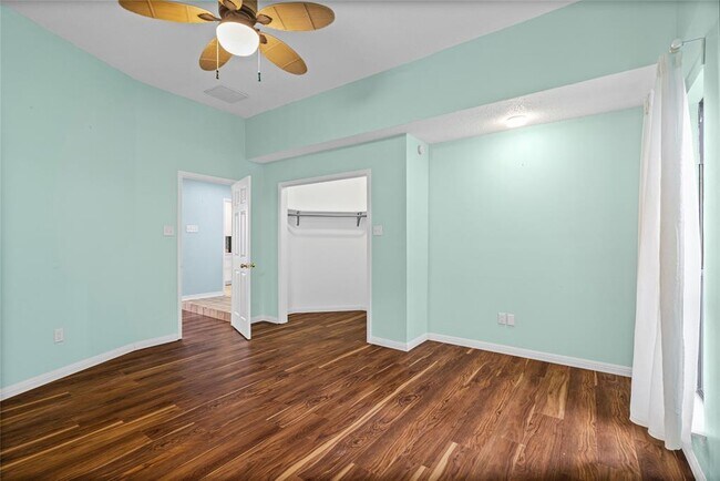 Building Photo - 2408 Windrift Way