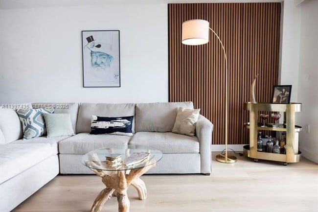 Building Photo - 6801 Indian Creek Dr