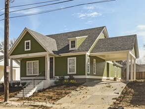 Building Photo - 4 bed, 2 baths near U of M built 2020
