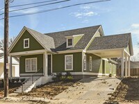 Building Photo - 4 bed, 2 baths near U of M built 2020 ca...