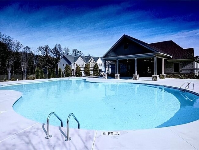 Building Photo - 1327 Elderwood Way