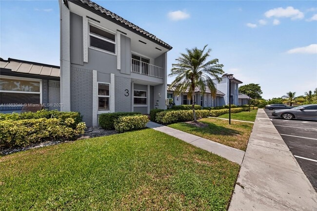 Building Photo - 301 Bonaventure Blvd