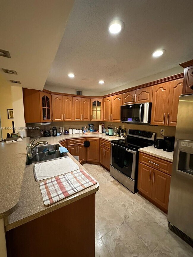 Building Photo - 9752 NW 47th Terrace