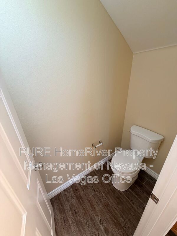 Building Photo - 280 Horizon Pointe Cir