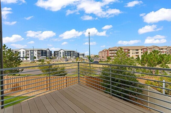 Building Photo - 5175 Andes St