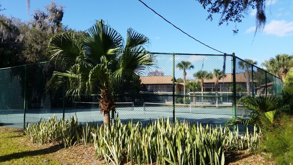 TENNIS COURT - 140 Orchid Woods Ct