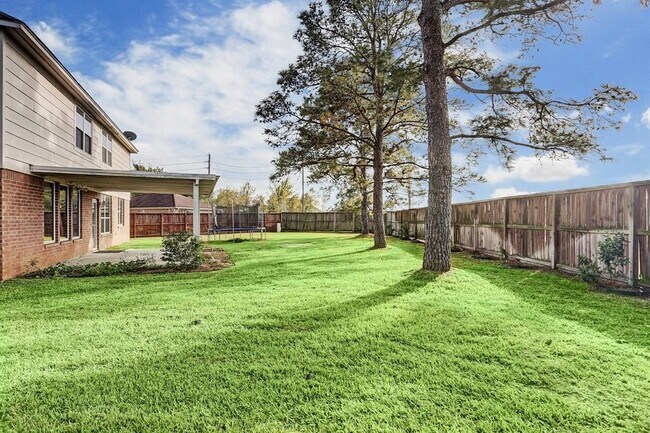 Building Photo - 23247 Diamond Knoll Ct