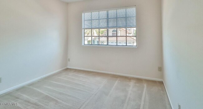 Building Photo - 2155 Meadow Brook Ct