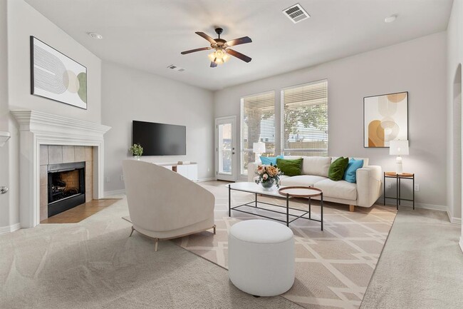 Building Photo - 765 Bent Wood Pl