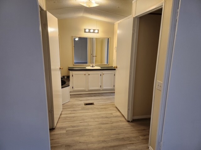 Building Photo - 1221 Nodding Oak Ct