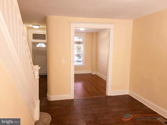 Building Photo - Baltimore Rowhome For Rent