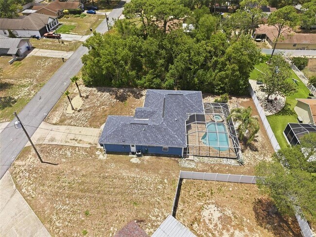 Building Photo - 2263 Deborah Dr