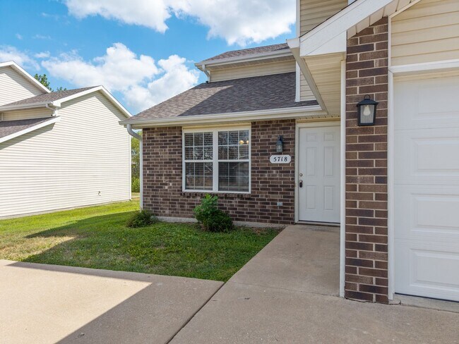 Building Photo - 5716-5718 Canaveral Drive