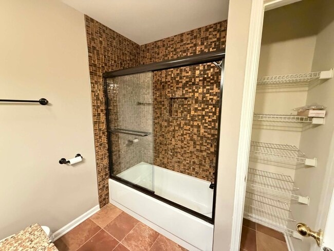 Building Photo - 1268 Old Mill Ln