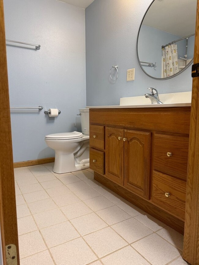 Building Photo - Click the “Apply Now” button or email wapmrentals@gmail.com for a prompt response.