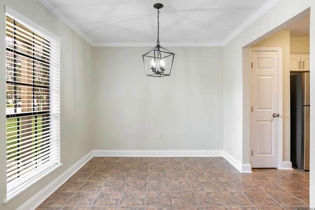 Building Photo - 536 S Flannery Rd