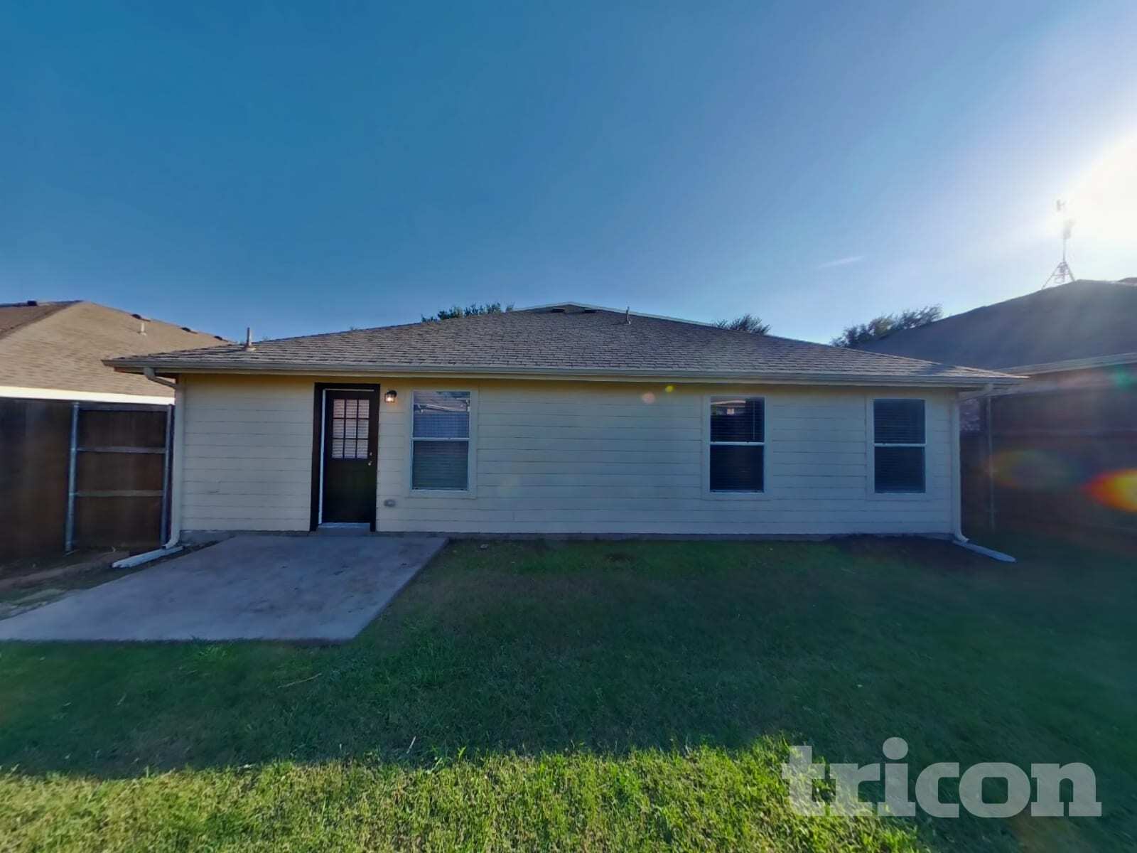 Building Photo - 439 Eisenhower Ln