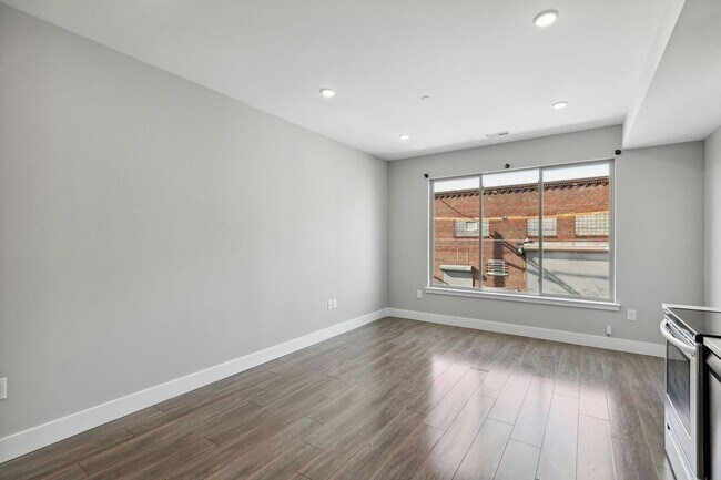 Building Photo - 1845 A St