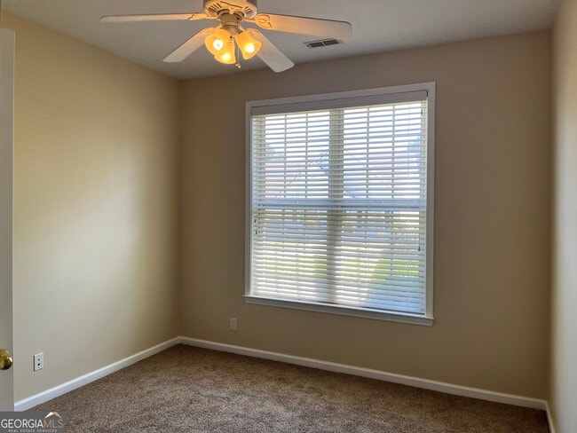 Building Photo - 99 High Pt N Dr