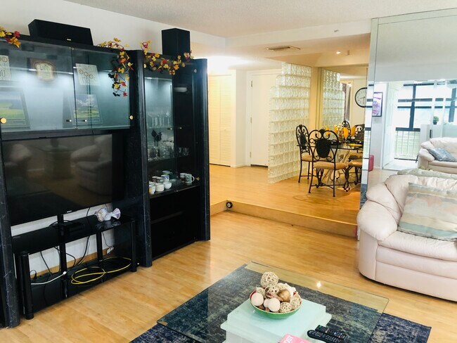 Primary Photo - 3690 Inverrary Dr