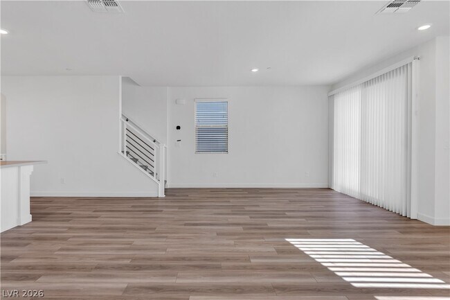 Building Photo - 1426 Whistling Kite St