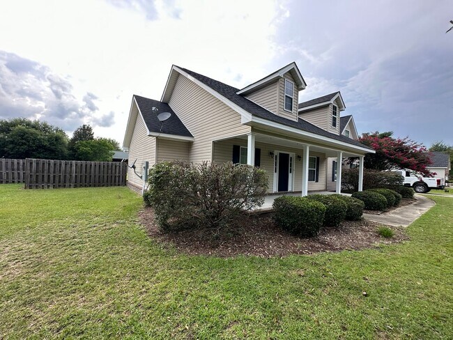 Building Photo - 789 Spence Dr