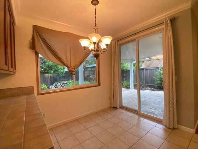 Building Photo - 3530 Callison Dr