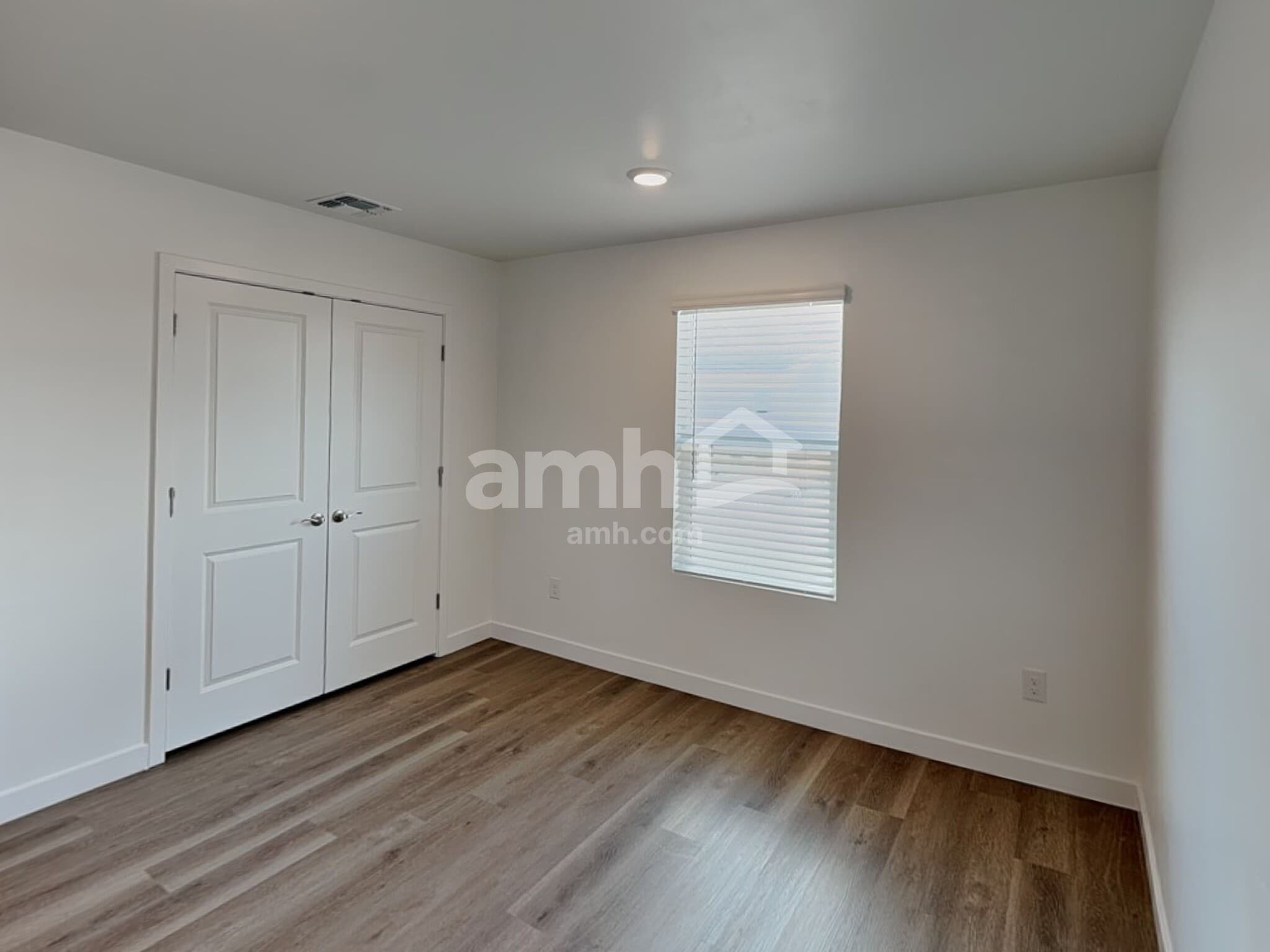 Building Photo - 6466 E Paseo Alga