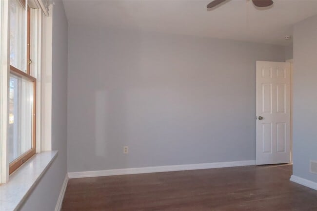 Building Photo - 934 Forder Rd