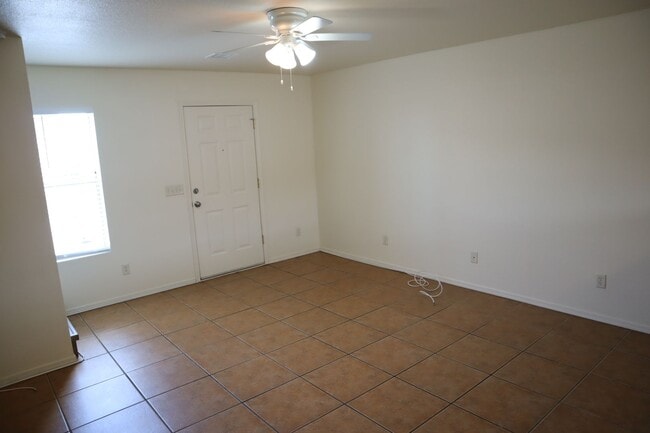 Building Photo - Cool Price, Hot Item!