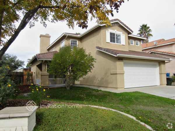 Building Photo - 44743 Johnston Dr