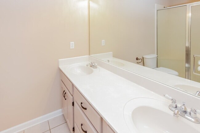 Building Photo - 9296 McClendon Cir N