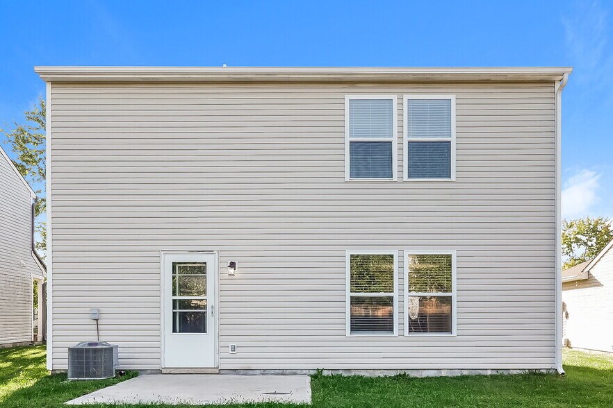 Building Photo - 13323 N Brick Chapel Dr