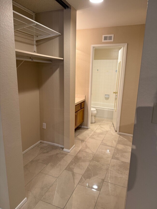 Building Photo - 3538 Seahorn Cir