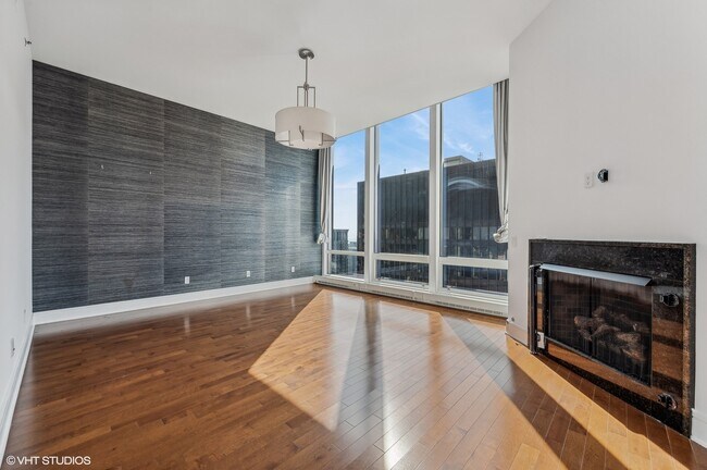 Building Photo - 401 N Wabash Ave
