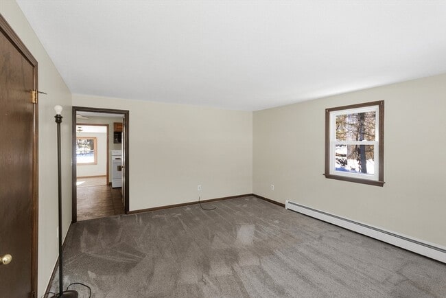 Building Photo - 47 Campbell Dr