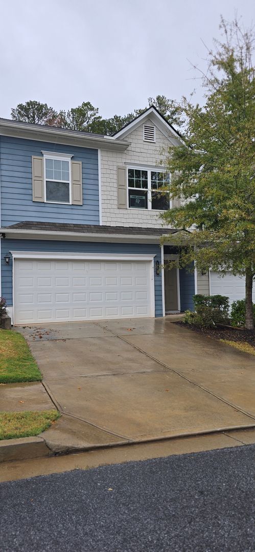 Building Photo - Terrific Canton Townhome!