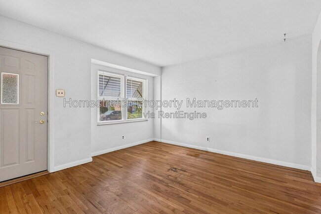 Building Photo - 9826 Ravensbrook Dr