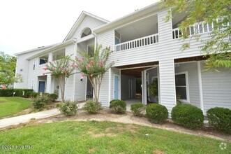 Building Photo - 118 Breezewood Dr