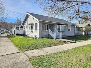 Building Photo - 1510 M Ave