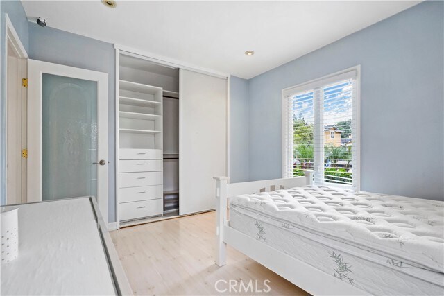 Building Photo - 5362 Yolanda Ave