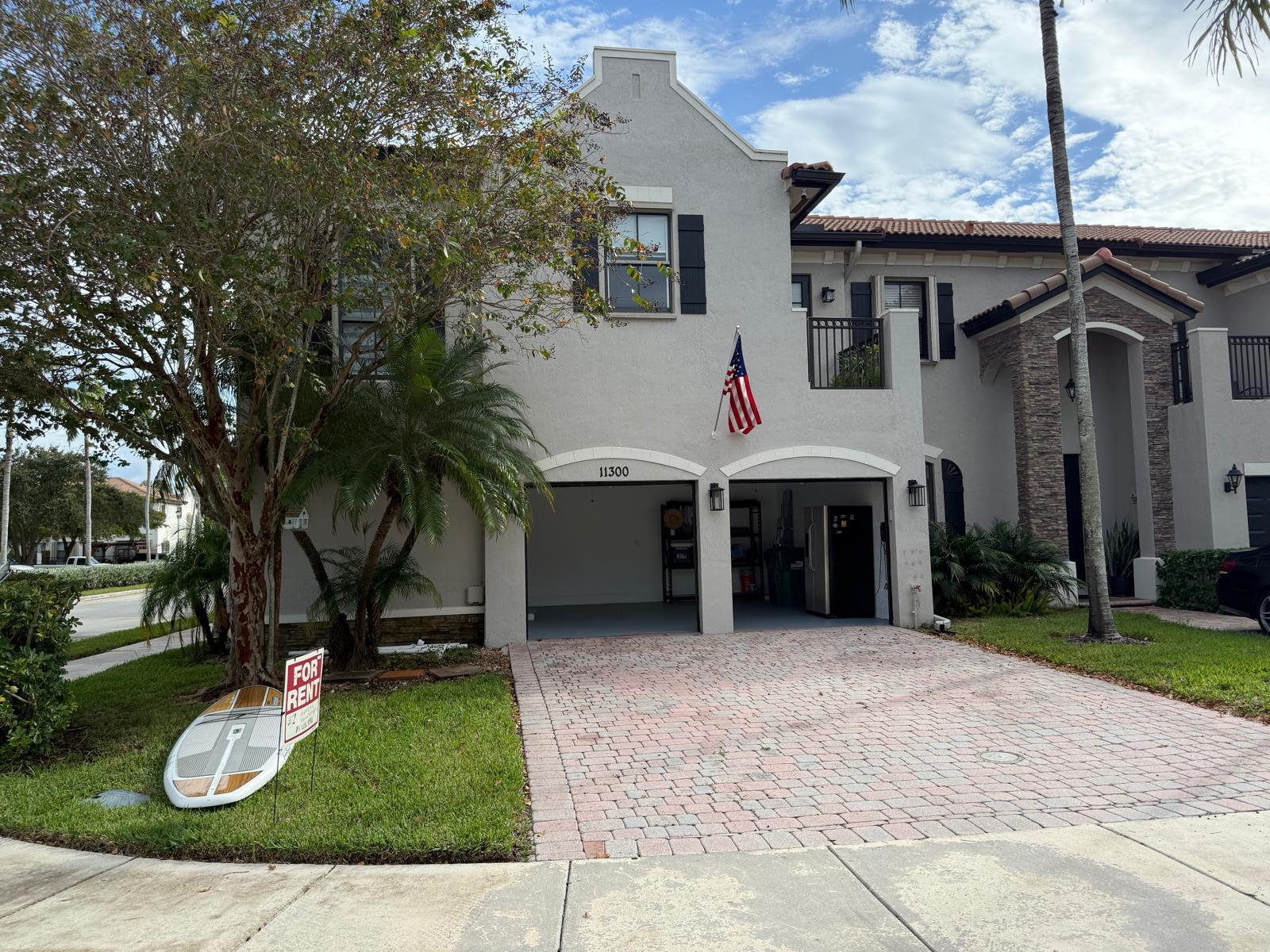 2 car garage with additional 2 parking space - 11300 SW 236th Ln