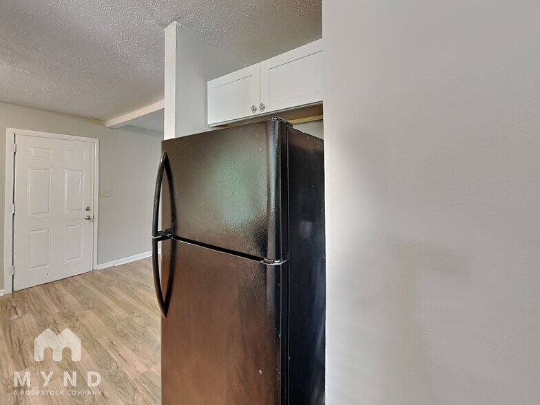 Building Photo - 502 Fairlane Cir NW