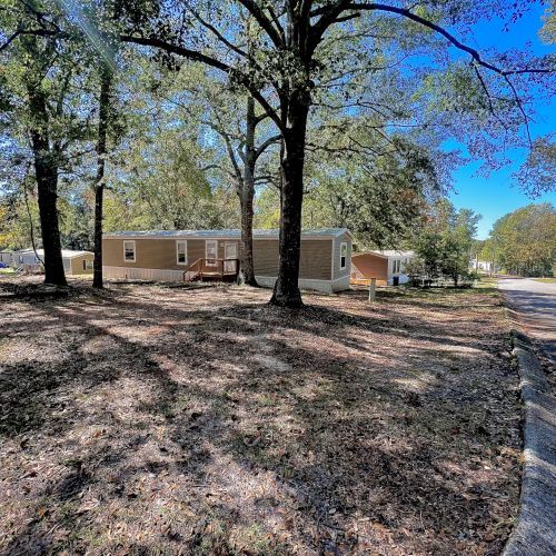 Building Photo - 103 Quail Ave