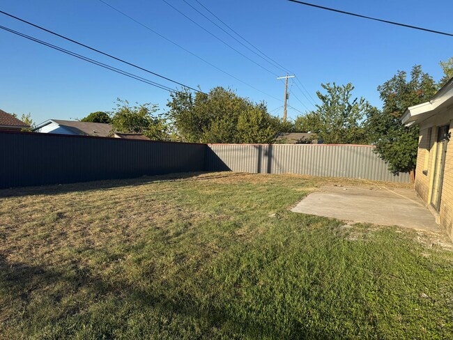 Building Photo - Beautifully Remodeled 4-Bedroom Home with Solar Panels and Fenced Yard – Copperas Cove!