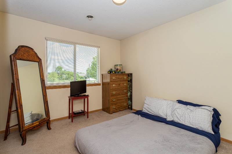 Building Photo - 1507 Prairie Dr