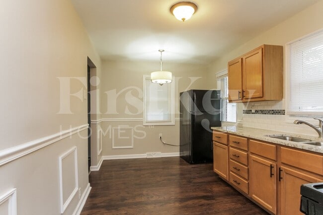 Building Photo - 21939 Millard Ave