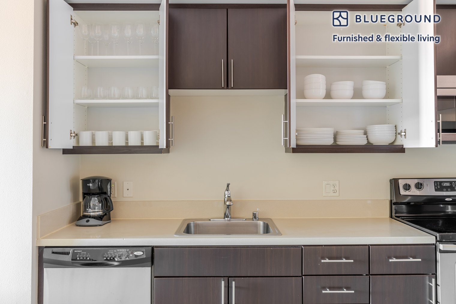 Building Photo - 7001 Sunne Ln