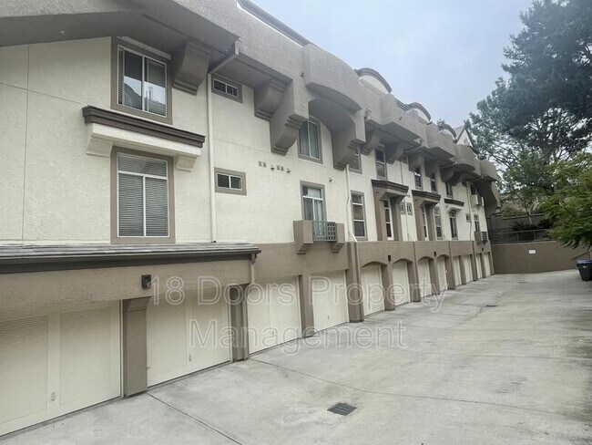 Building Photo - 12608 Carmel Country Rd