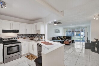 Building Photo - 1690 NE 191st St